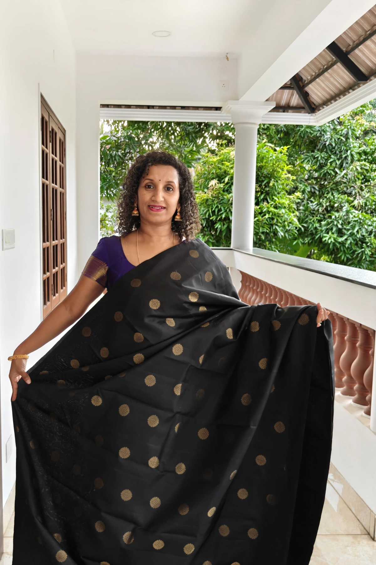 Black Kanchipuram Pure Soft Silk Saree With Woven Floral Buttas Silk Markcertified Pks017 1